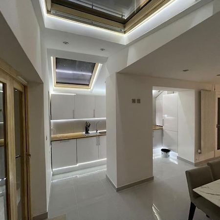 Villa A Beautiful Terraced House In Central London Exterior foto